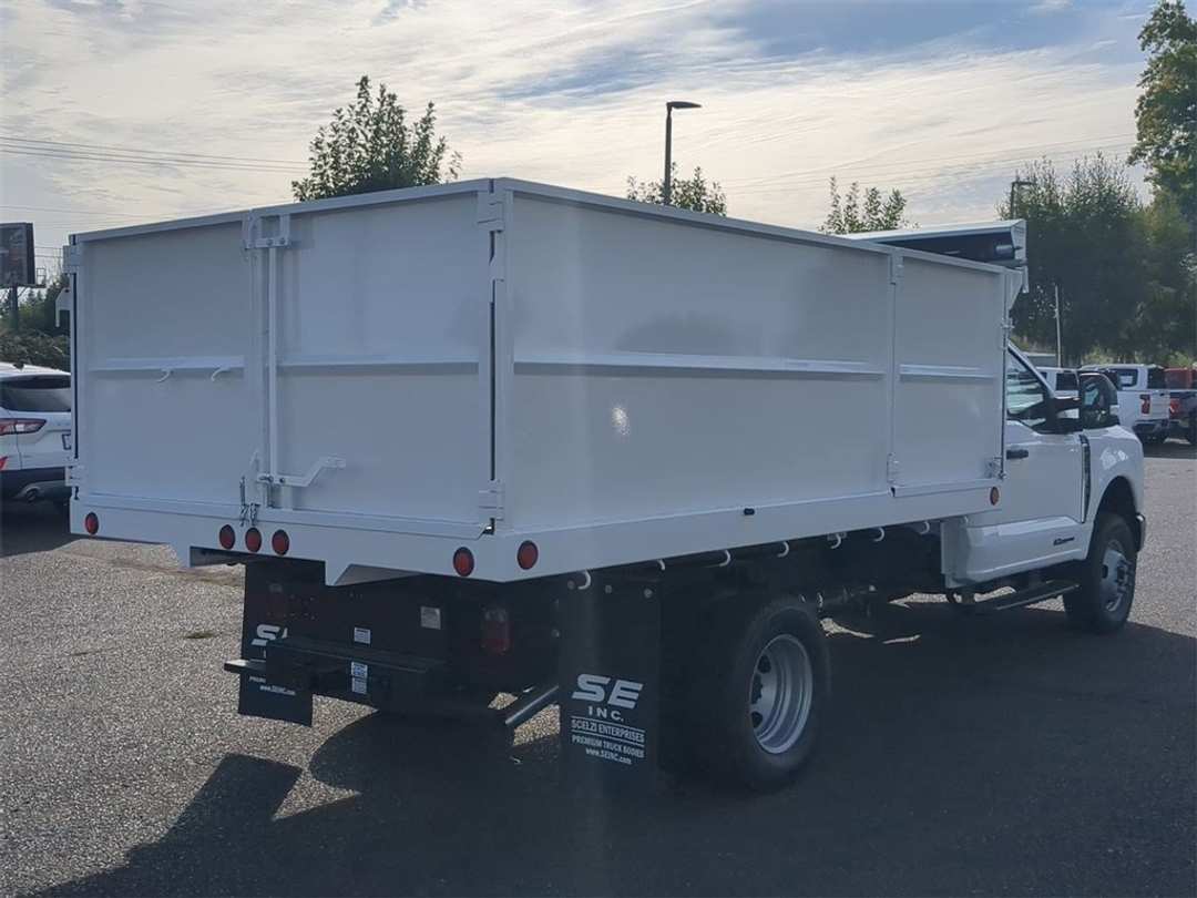 2024 Ford F-350Sd XL - Image 5