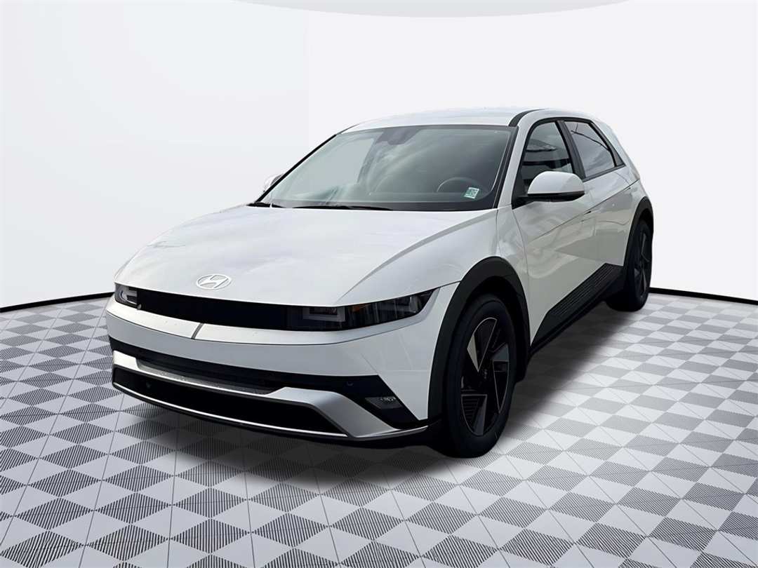 2026 Hyundai Ioniq 5 SE - Image 4
