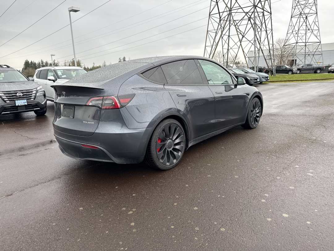 2021 Tesla Model Y Performance - Image 5