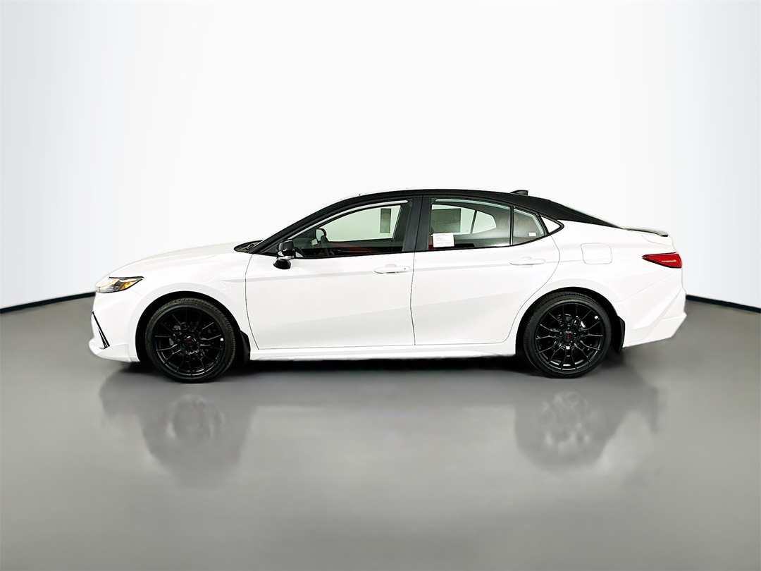 2026 Toyota Camry XSE - Image 4