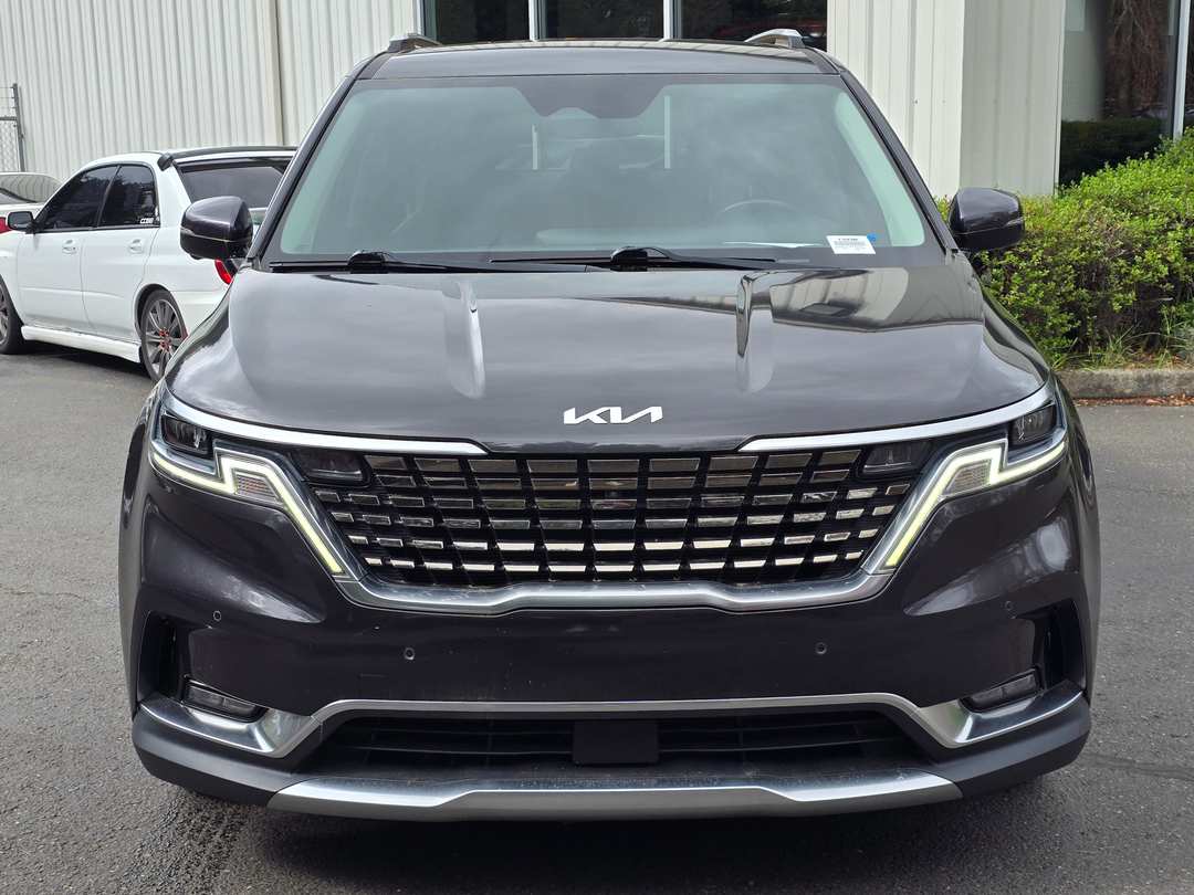 2022 Kia Carnival SX - Image 2