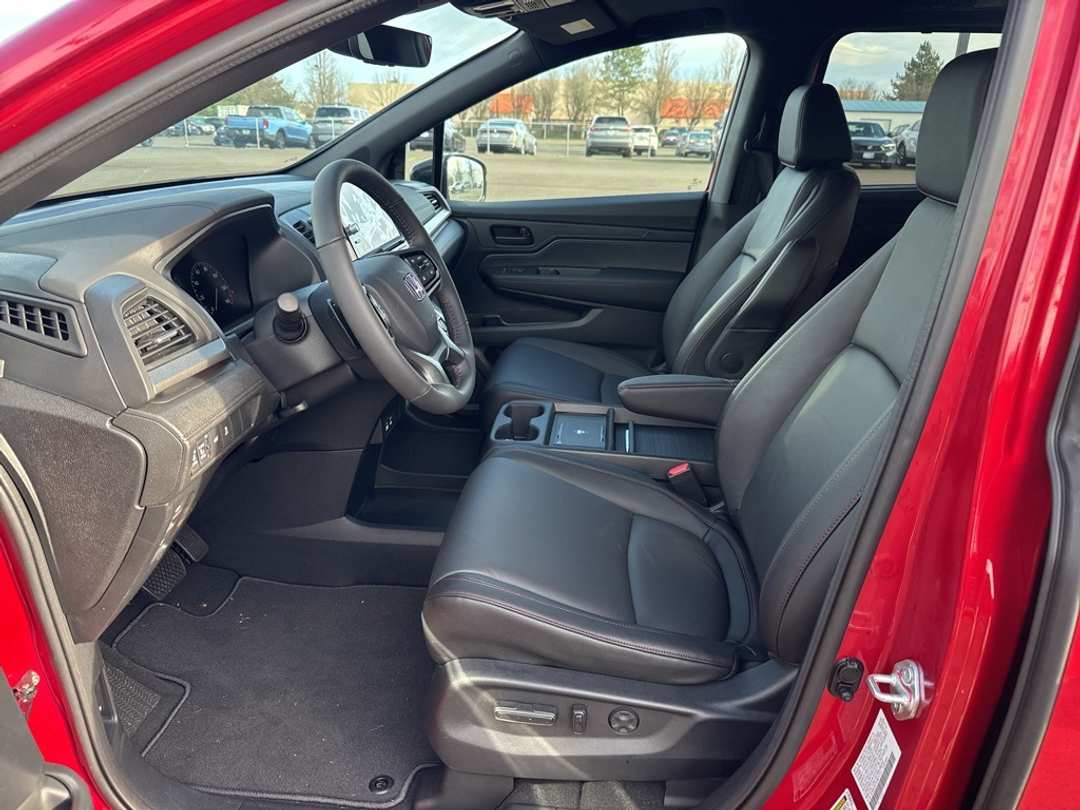 2026 Honda Odyssey SportL - Image 10