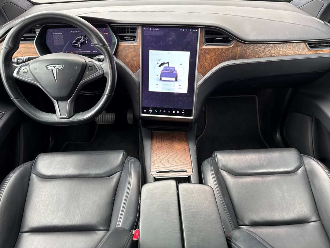 2020 Tesla Model X Long Range - Image 12