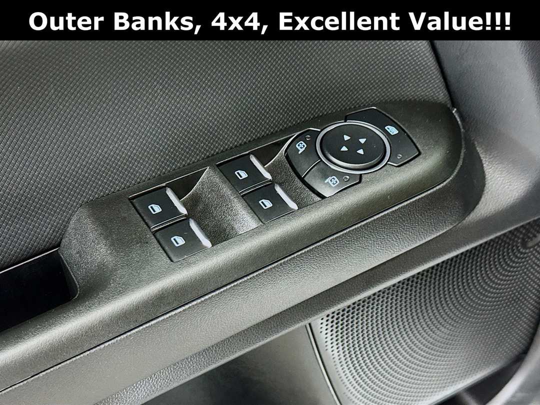 2025 Ford Bronco Sport Outer Banks - Image 18