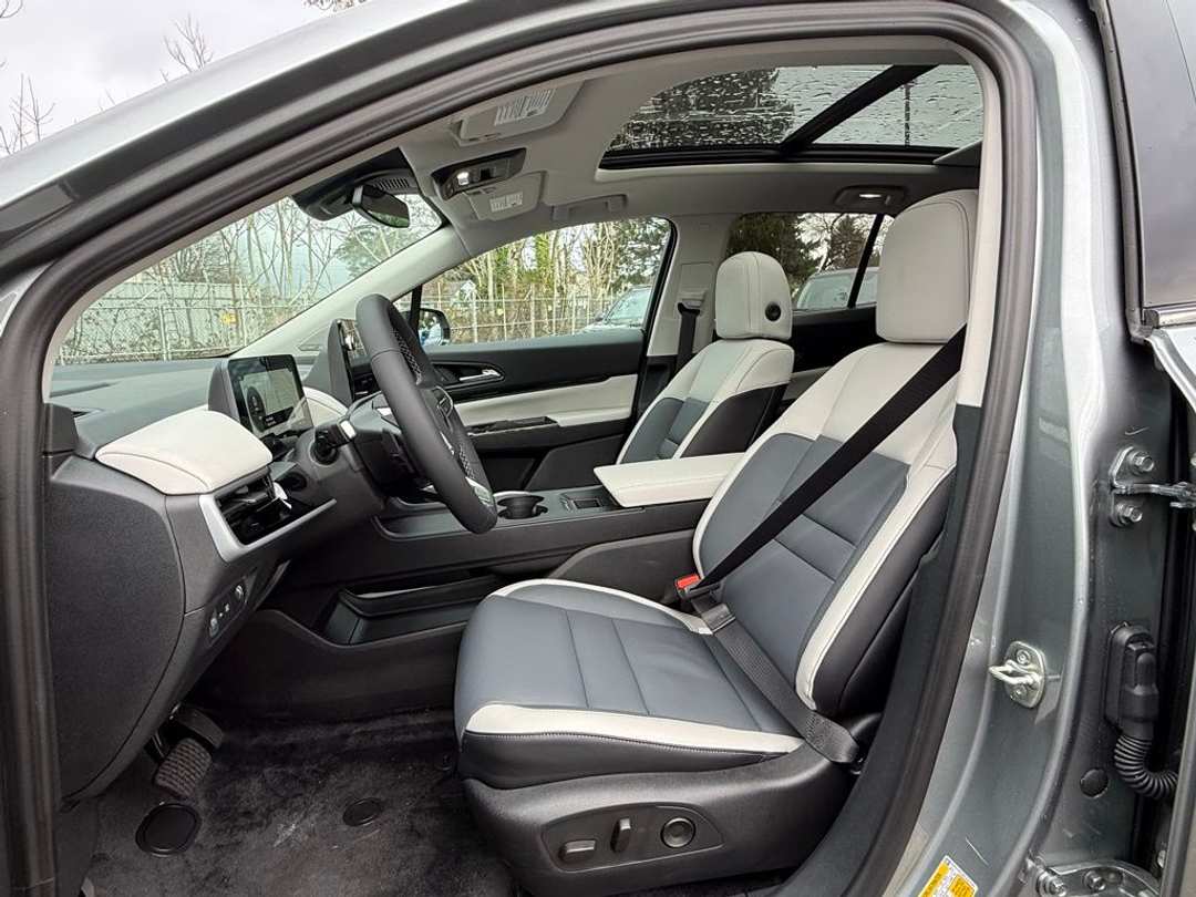 2025 Honda Prologue Touring - Image 13