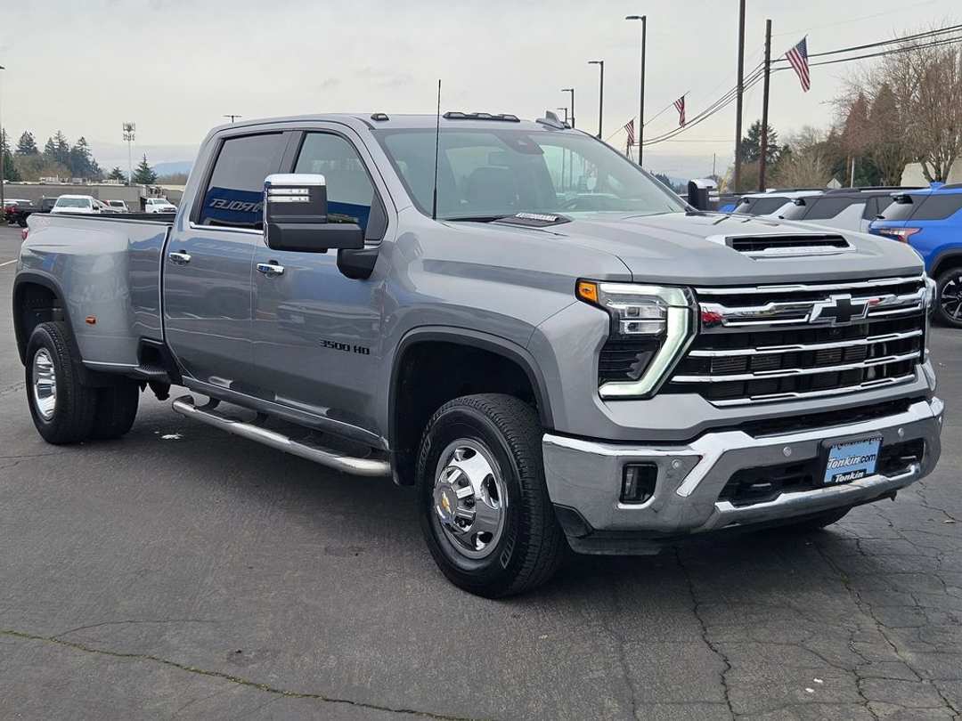 2024 Chevrolet Silverado 3500Hd LTZ - Image 8
