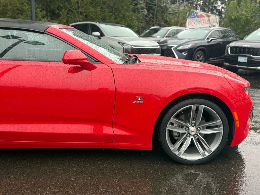 2017 Chevrolet Camaro 1LT - Image 12