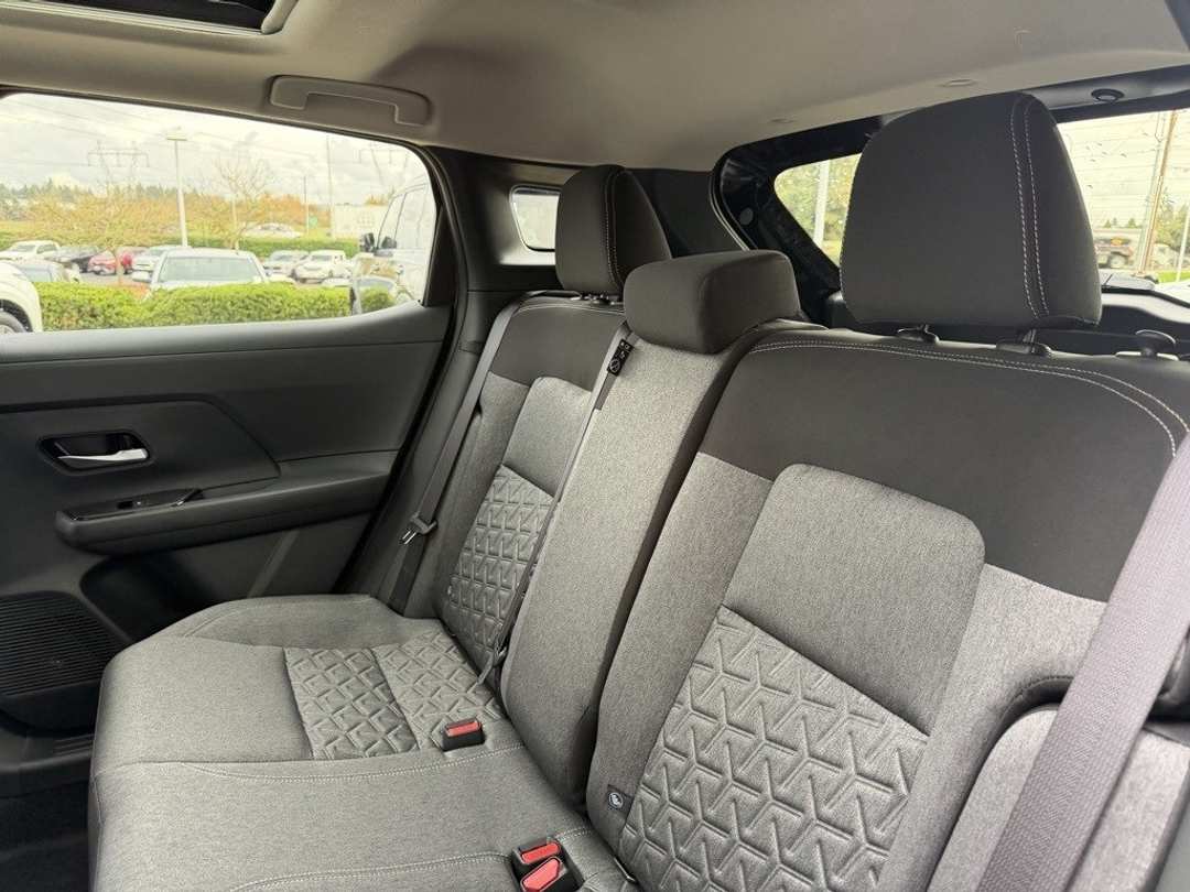 2026 Nissan Kicks SV - Image 30