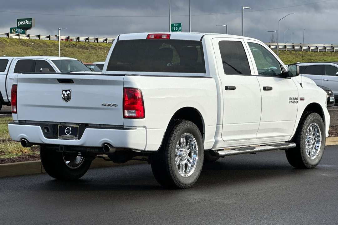 2016 Ram 1500 Express - Image 3