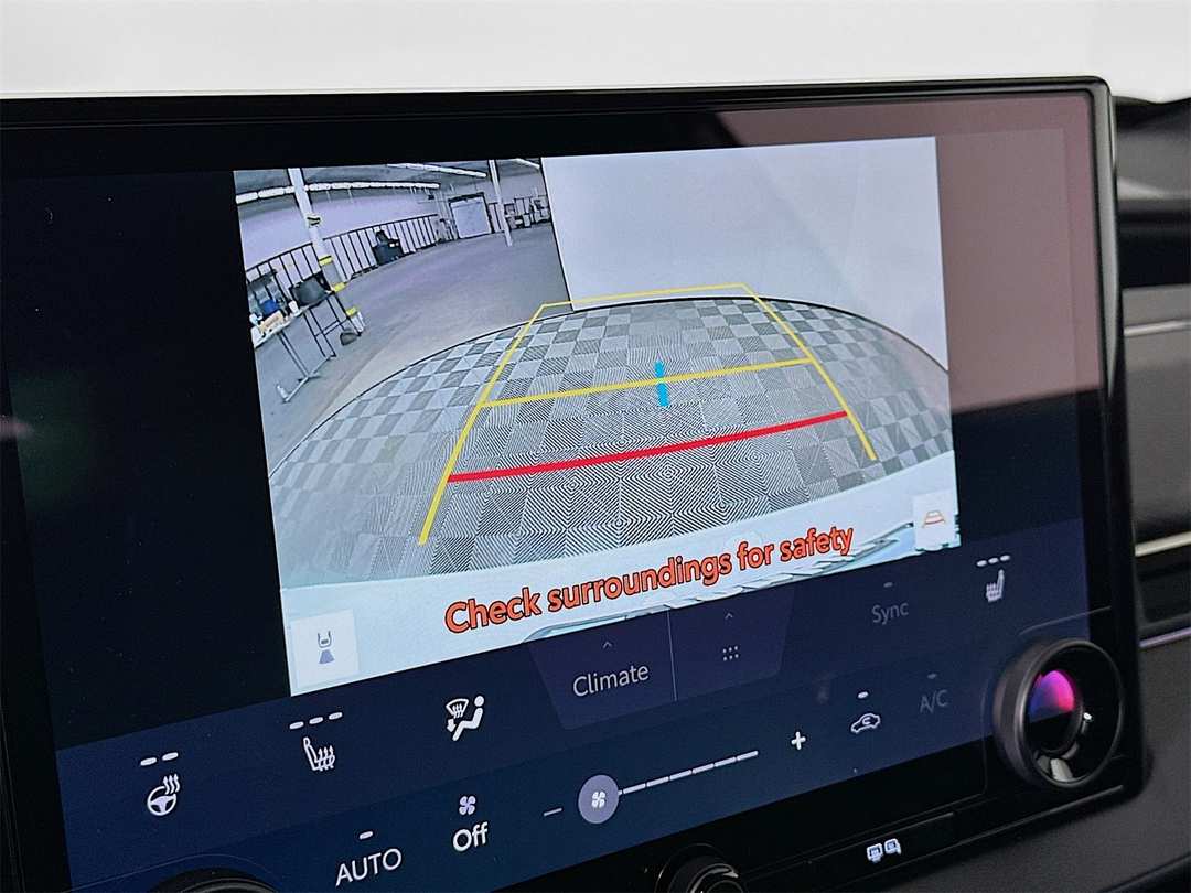 2026 Toyota Bz XLE - Image 14