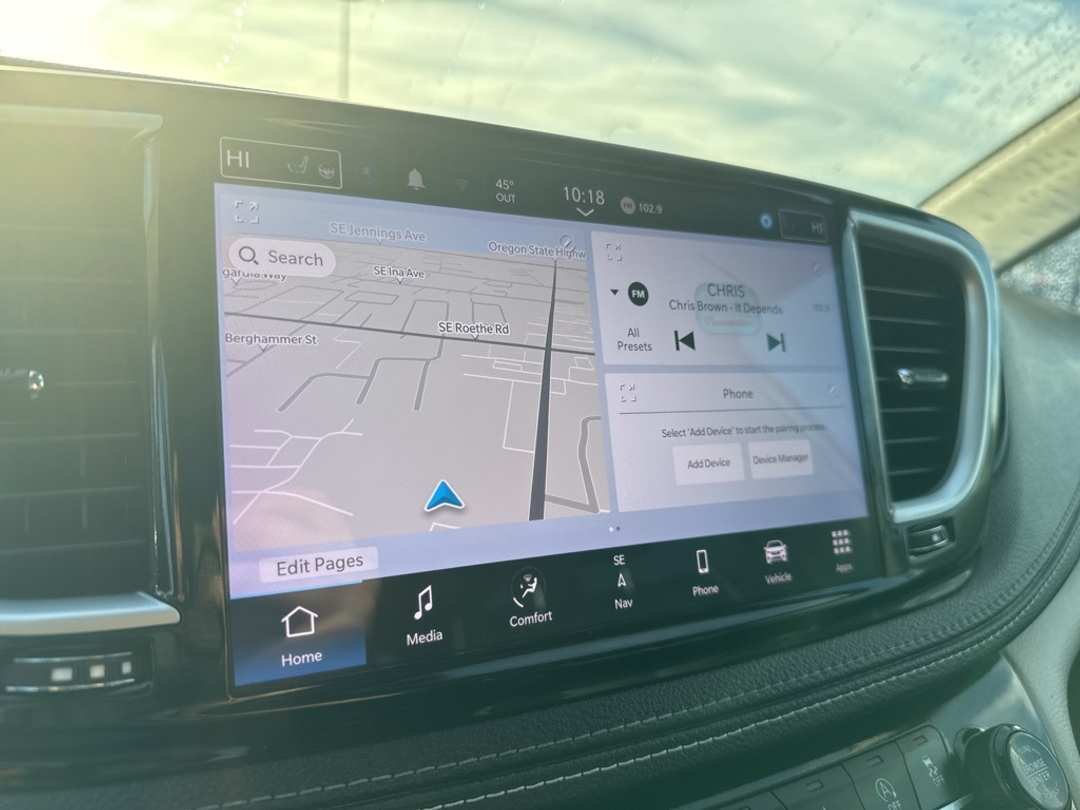 2022 Chrysler Pacifica Limited - Image 19