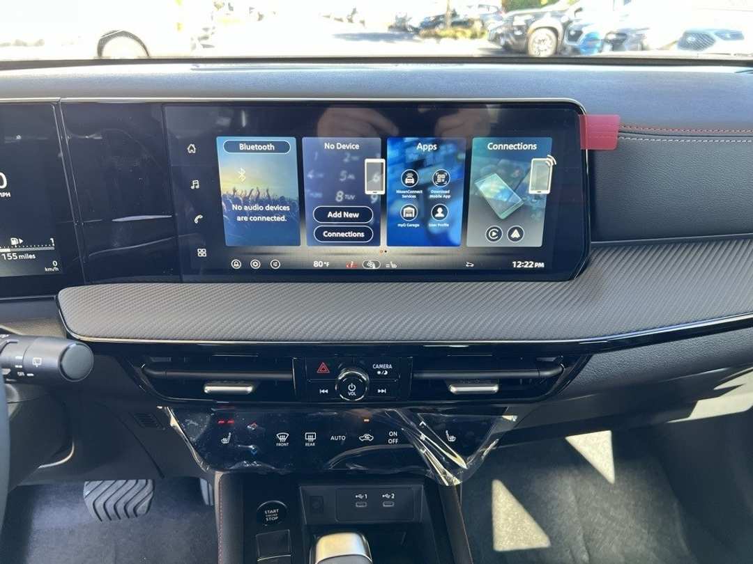 2026 Nissan Kicks SR - Image 18