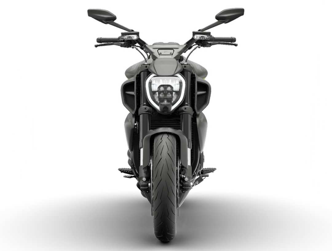 2026 Ducati Diavel V4 - Image 15
