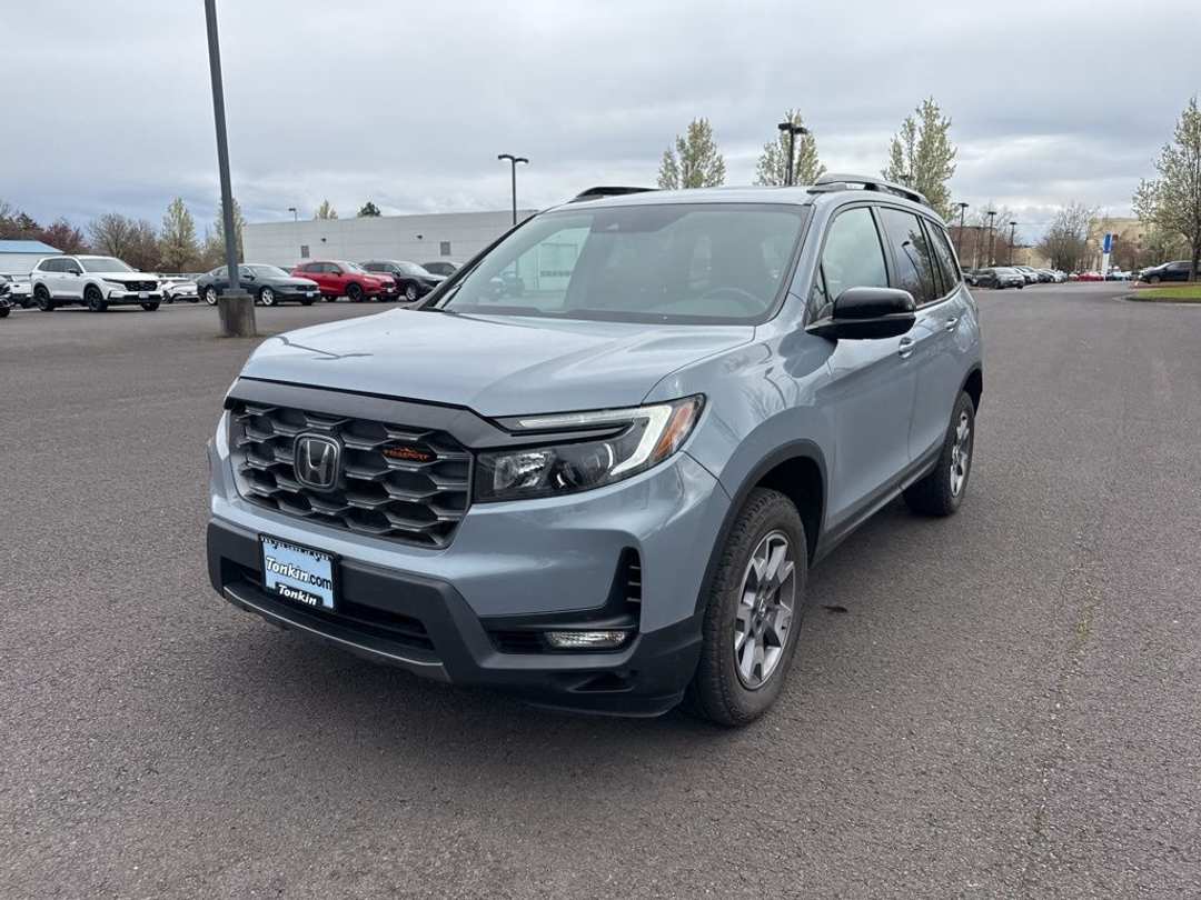 2023 Honda Passport TrailSport - Image 3