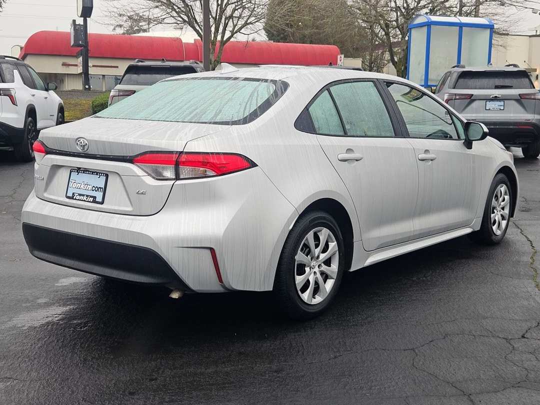 2025 Toyota Corolla LE - Image 6