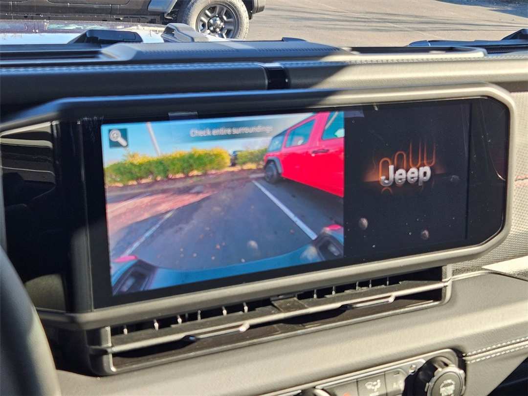 2026 Jeep Gladiator Rubicon - Image 21