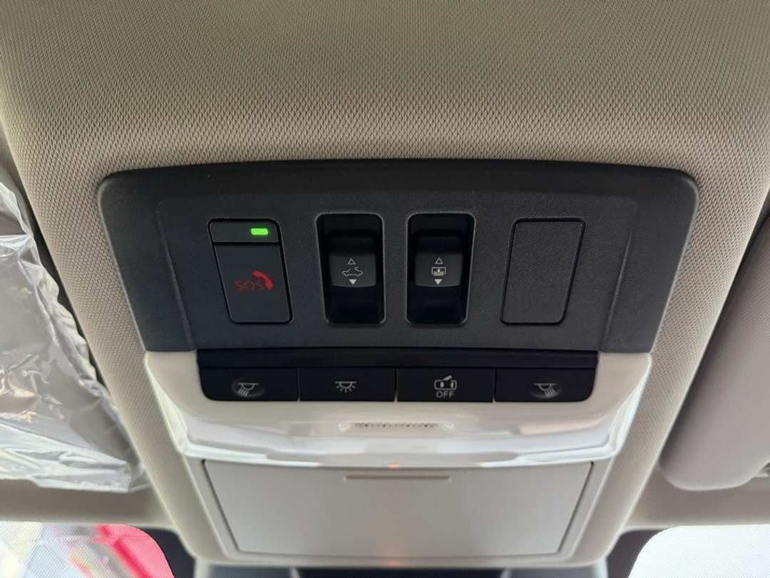 2026 Nissan Rogue Platinum - Image 29