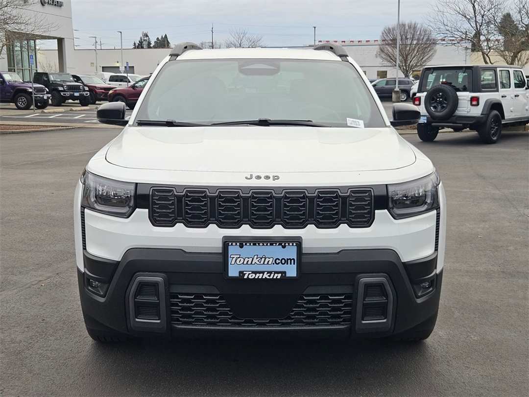 2026 Jeep Cherokee Laredo - Image 9