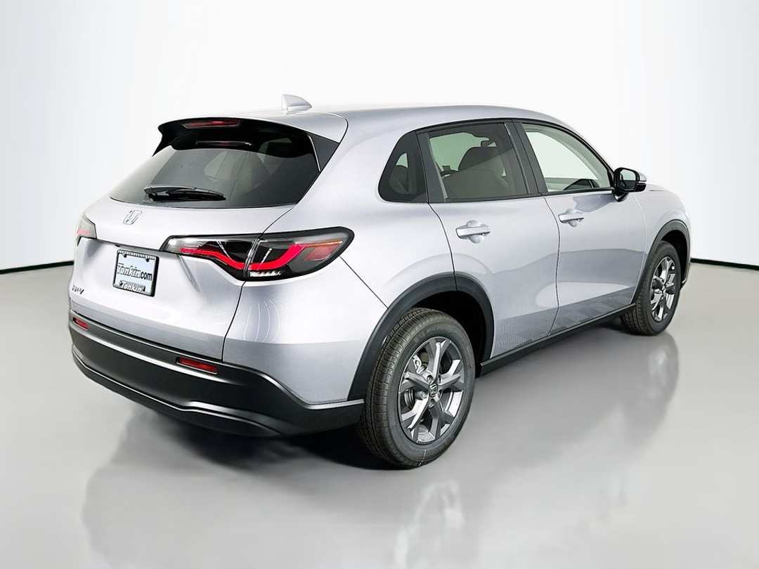 2026 Honda HR-V LX - Image 7