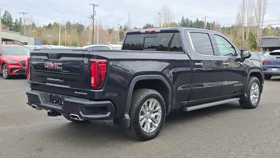 2023 GMC Sierra 1500 Denali - Image 3