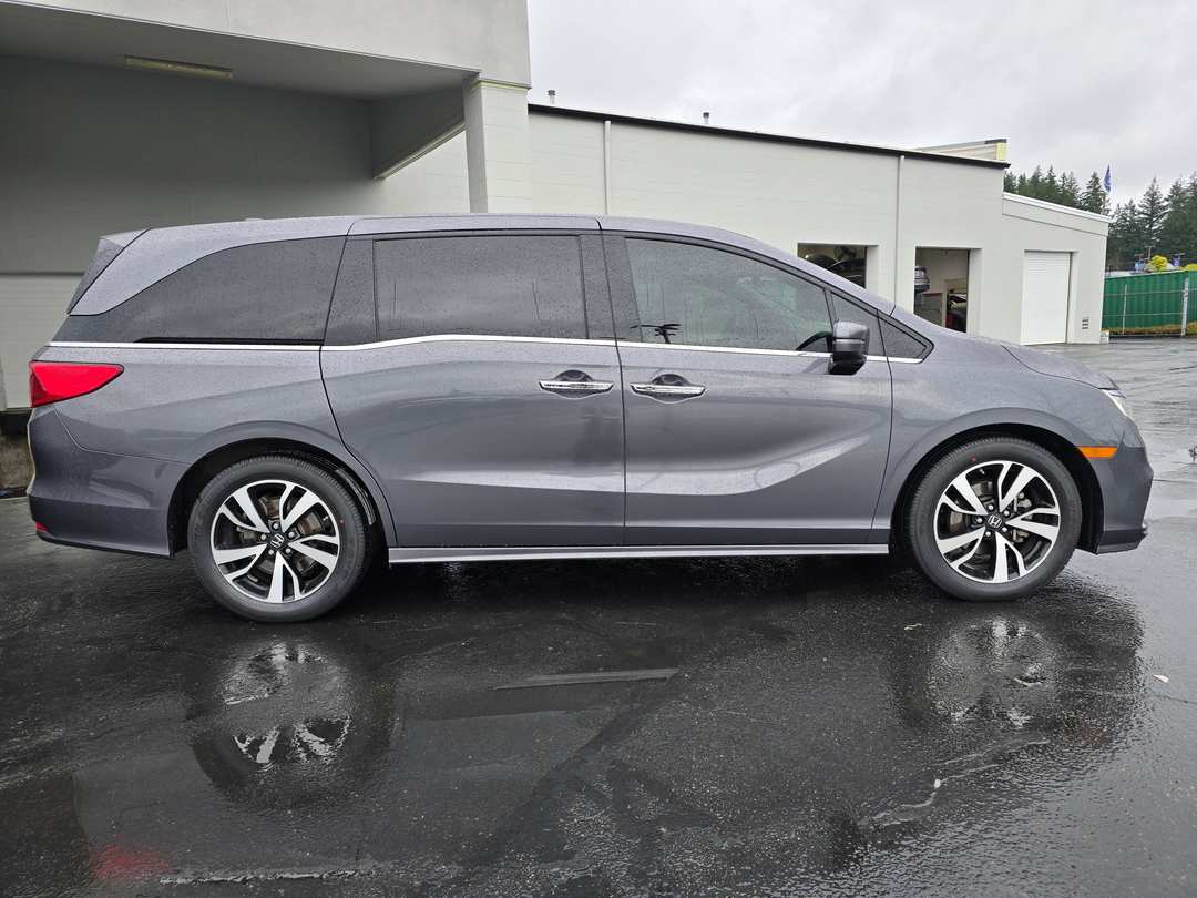 2020 Honda Odyssey Elite - Image 3