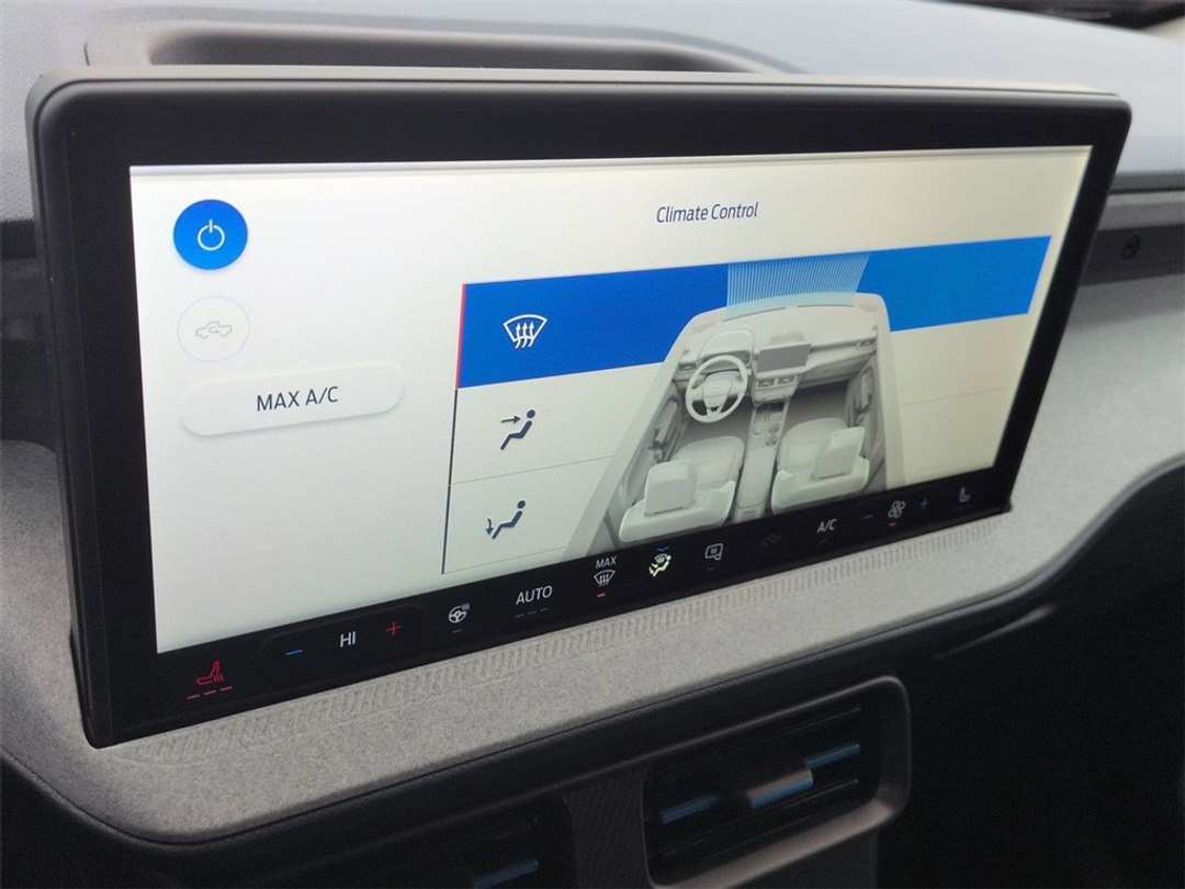 2026 Ford Maverick XLT - Image 21