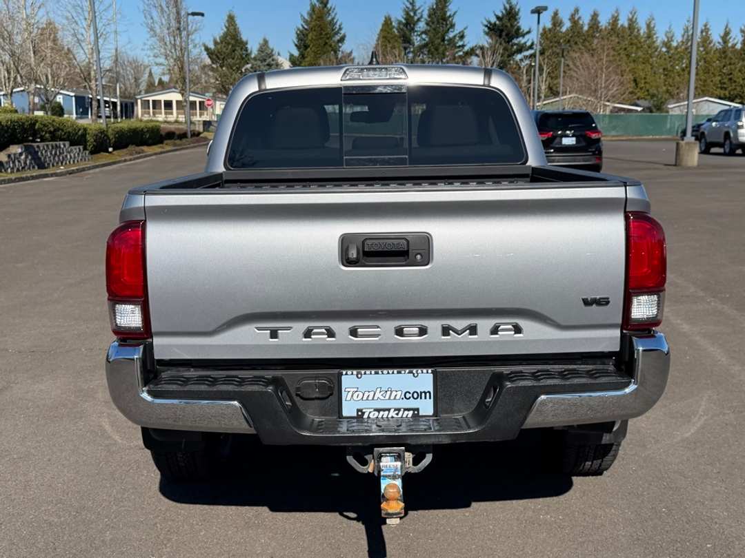 2021 Toyota Tacoma SR5 - Image 8