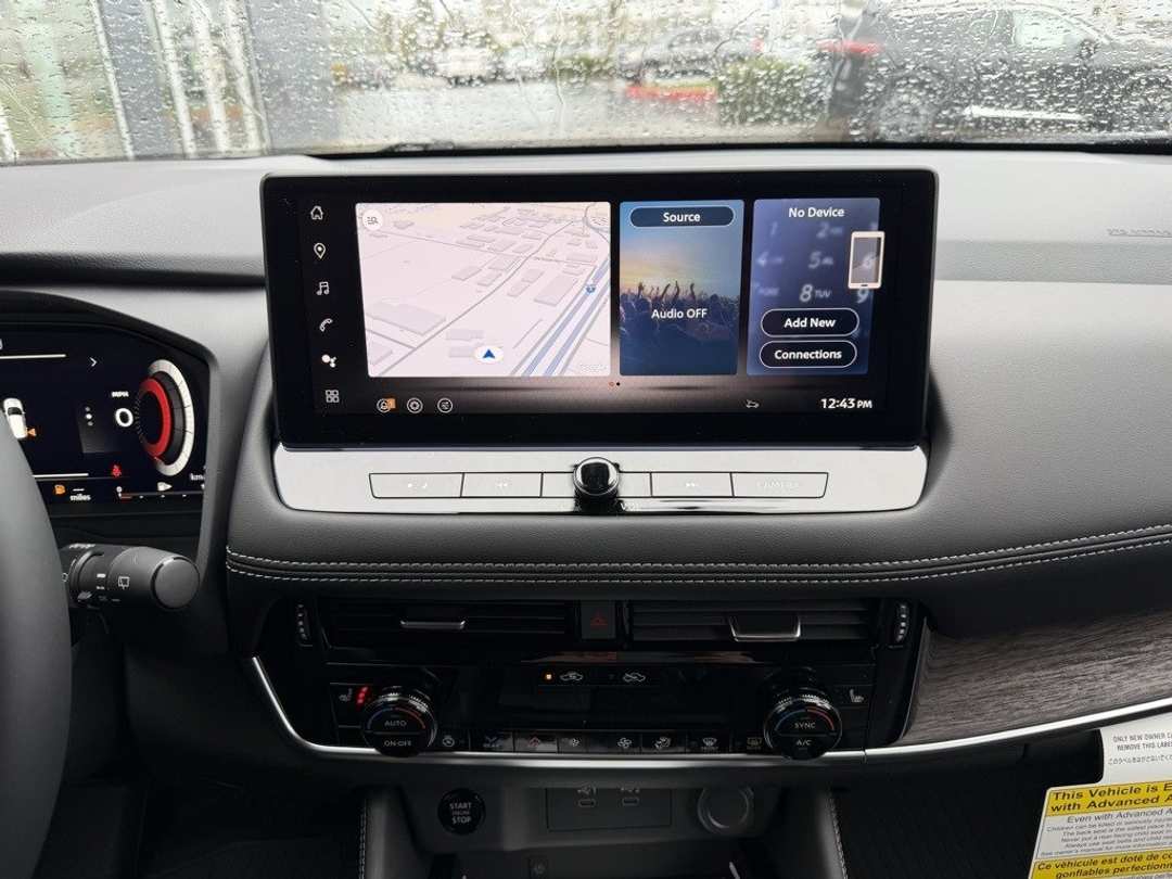 2026 Nissan Rogue Platinum - Image 23