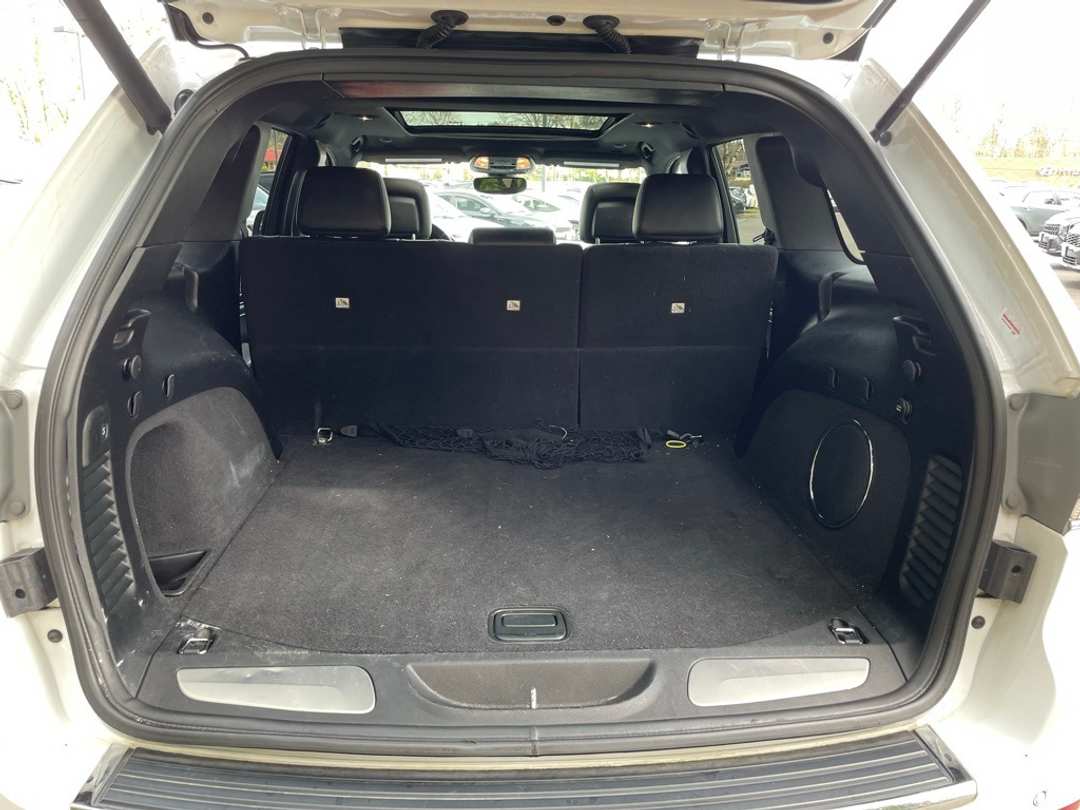 2019 Jeep Grand Cherokee Limited - Image 19