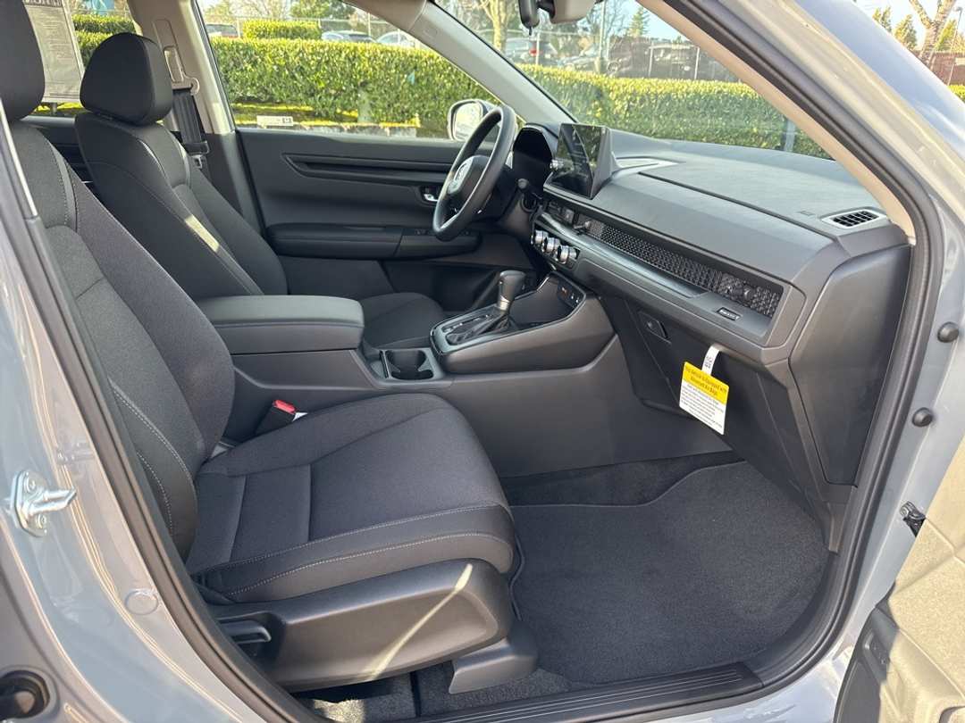 2026 Honda CR-V LX - Image 17