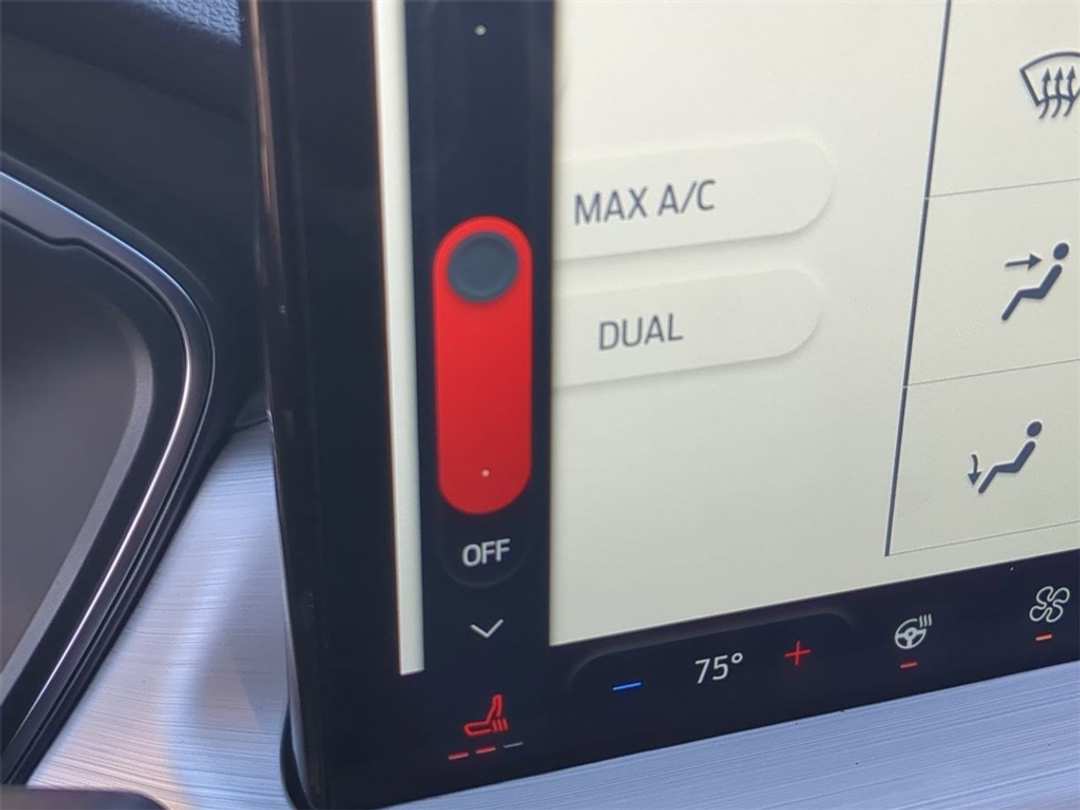 2025 Ford Escape Base - Image 22