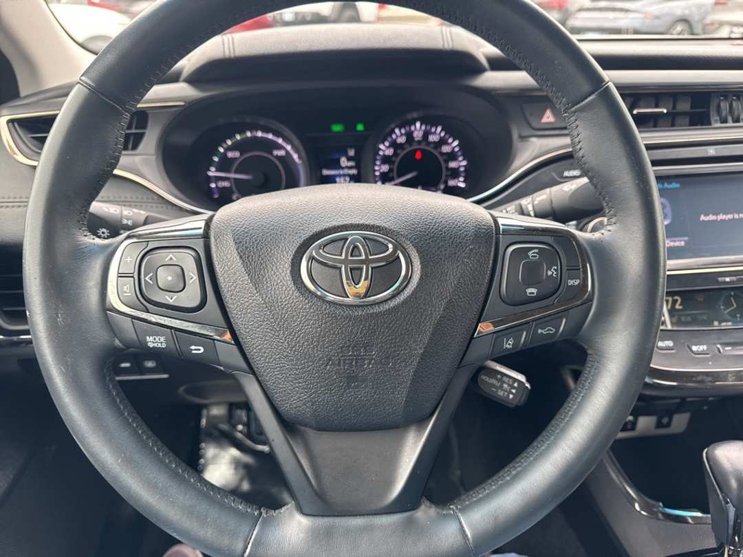2016 Toyota Avalon - Image 20