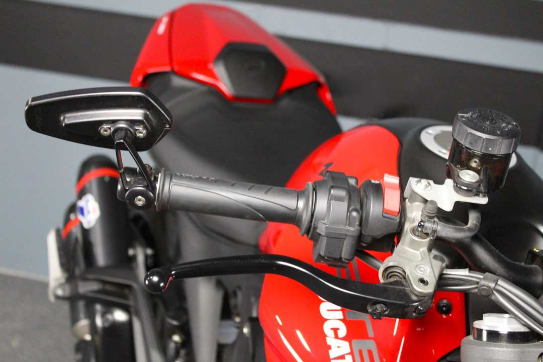 2021 Ducati Monster + - Image 8