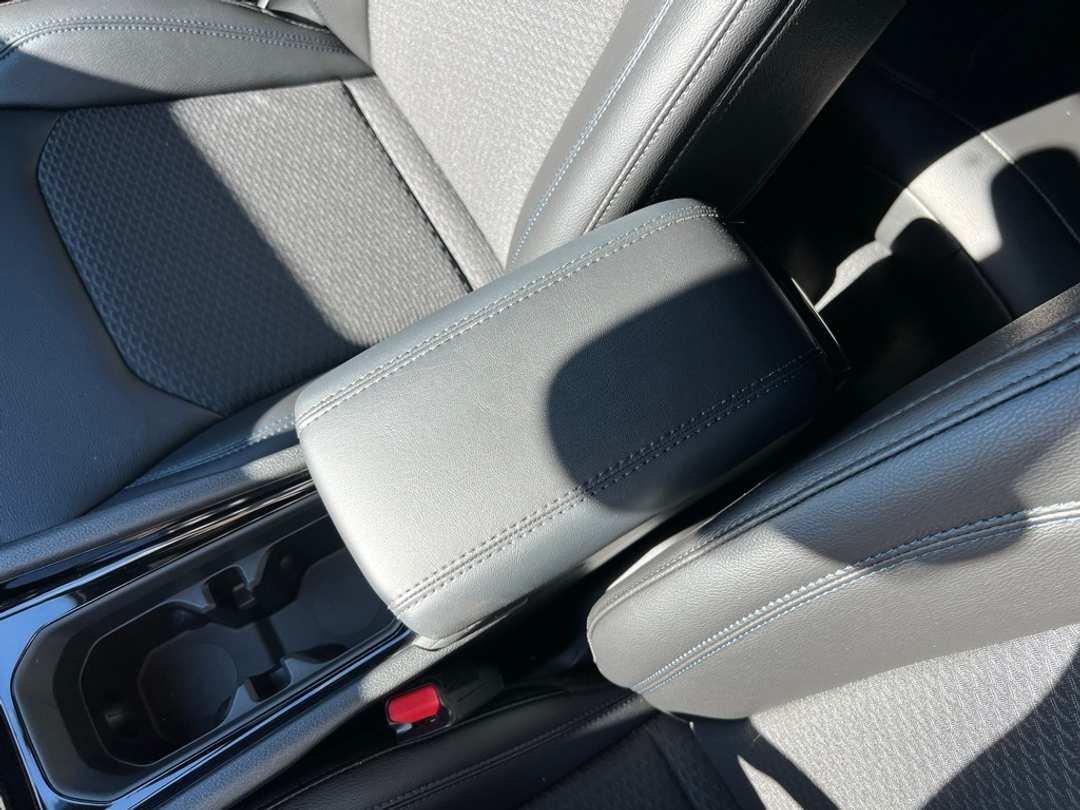 2026 Jeep Compass Latitude - Image 22