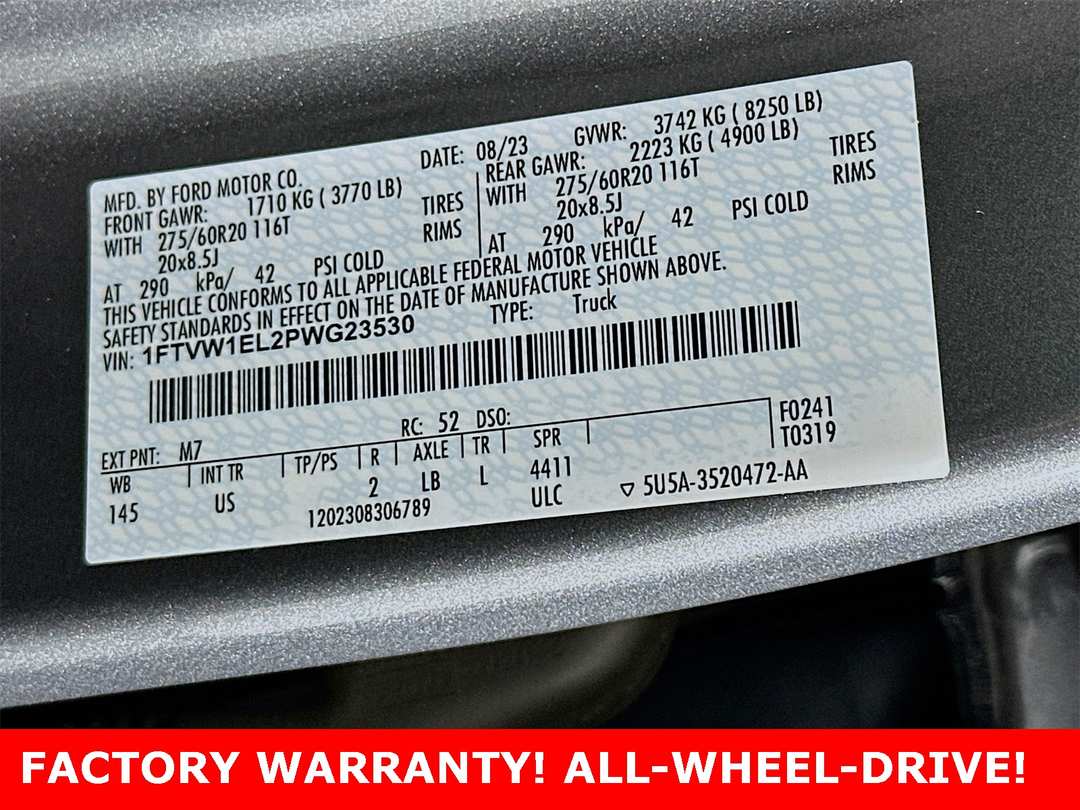 2023 Ford F-150 Lightning XLT - Image 33