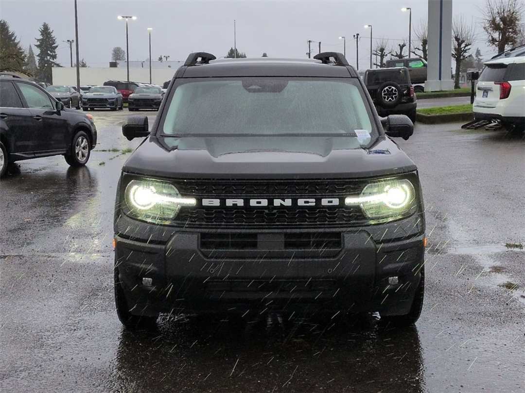 2025 Ford Bronco Sport Outer Banks - Image 8