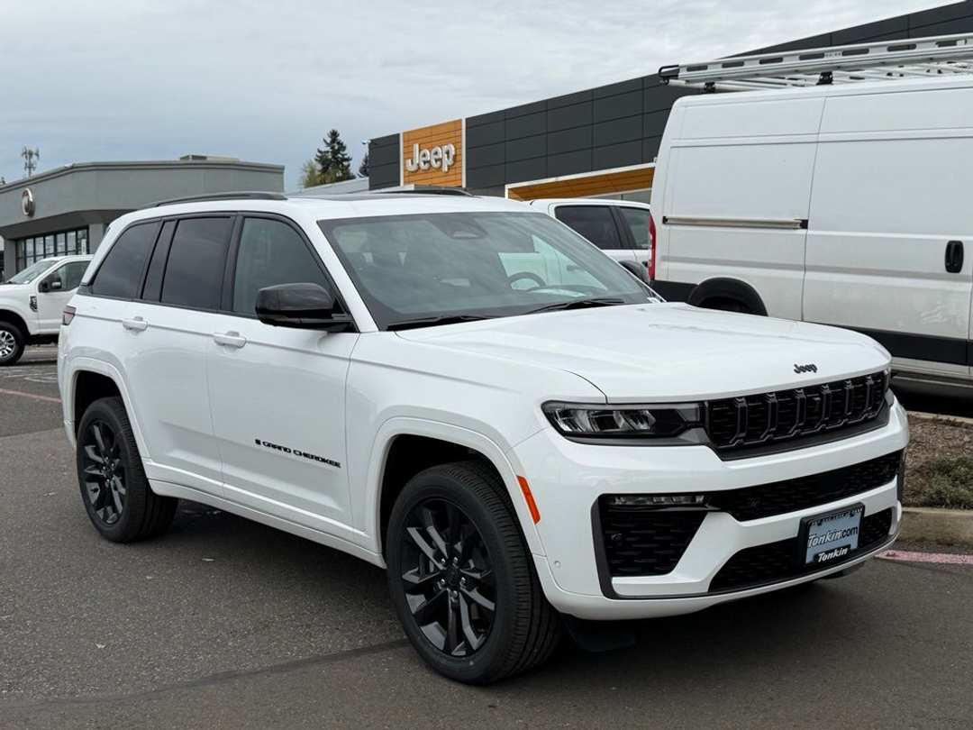 2026 Jeep Grand Cherokee Limited - Image 2