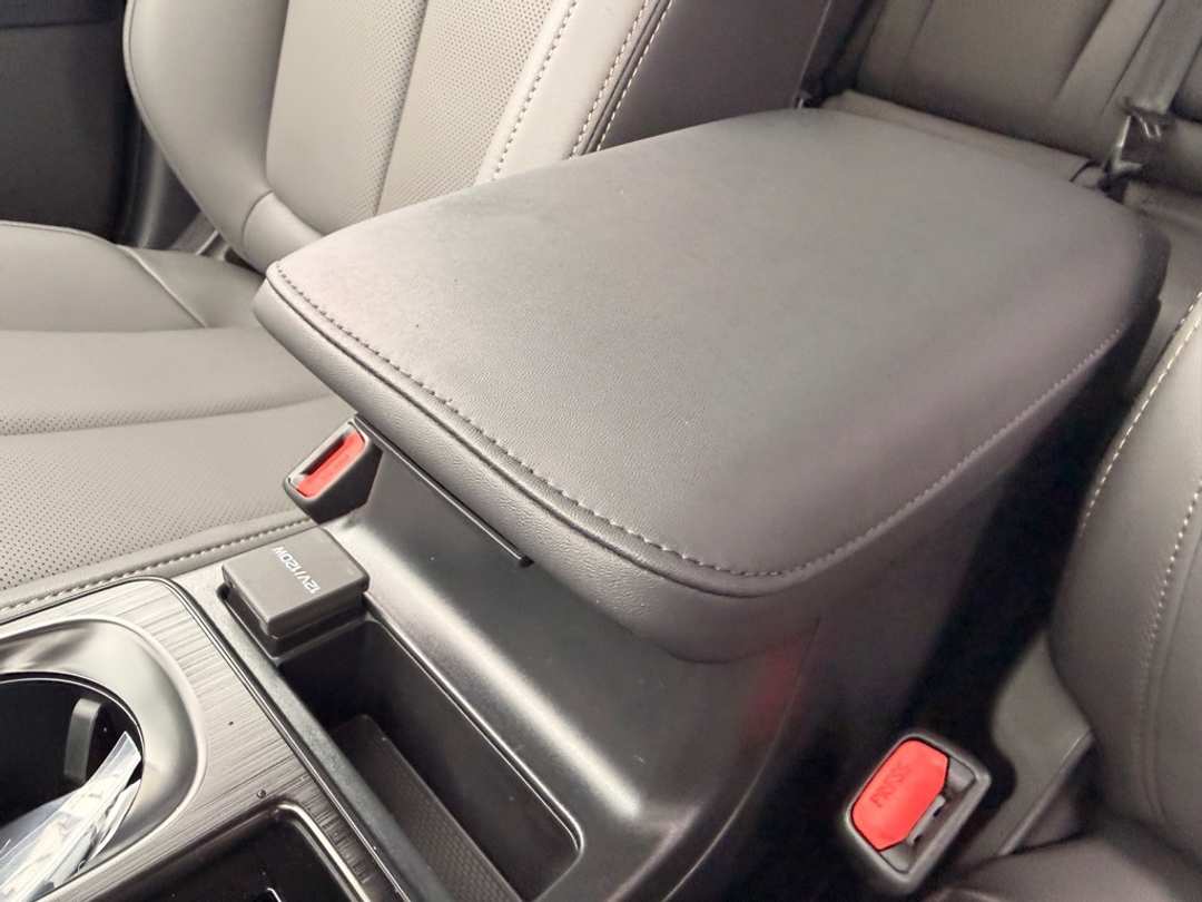 2026 Subaru Outback Limited - Image 38