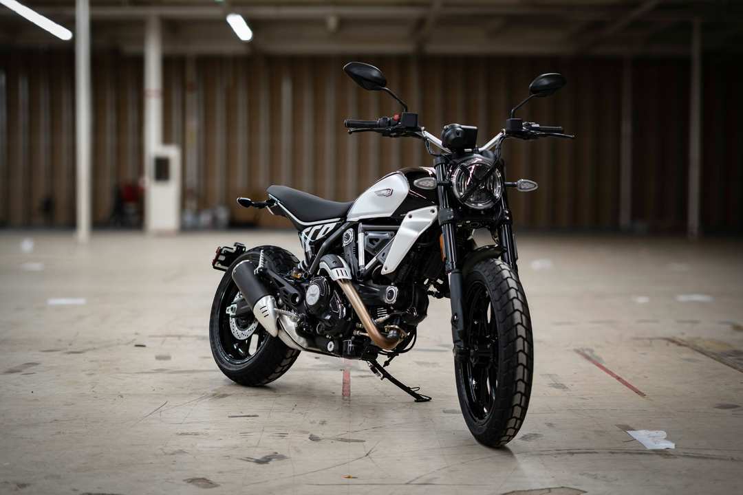 2024 Ducati Scrambler Icon - Image 2