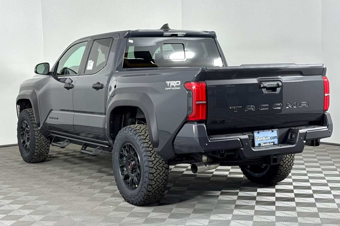 Toyota Tacoma - Image 5