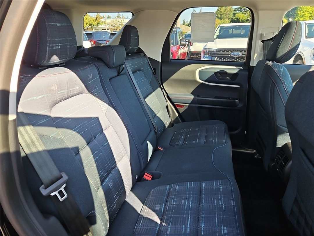 2025 Ford Bronco Sport Heritage - Image 30