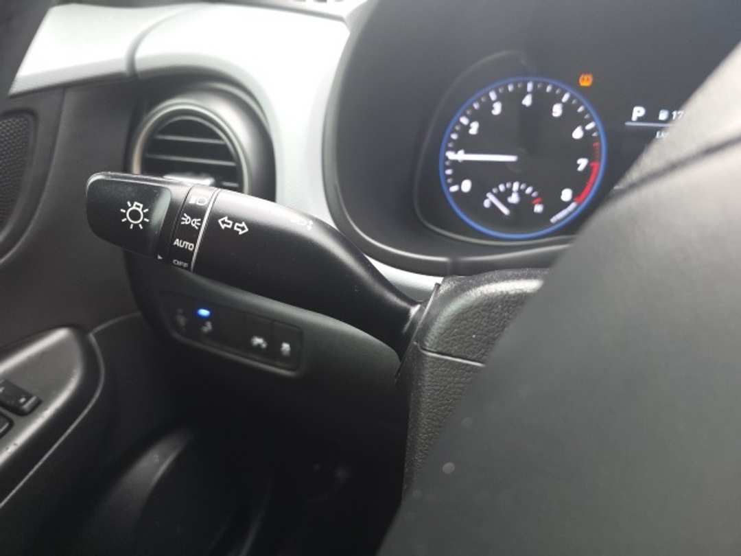 2021 Hyundai Kona SEL - Image 14