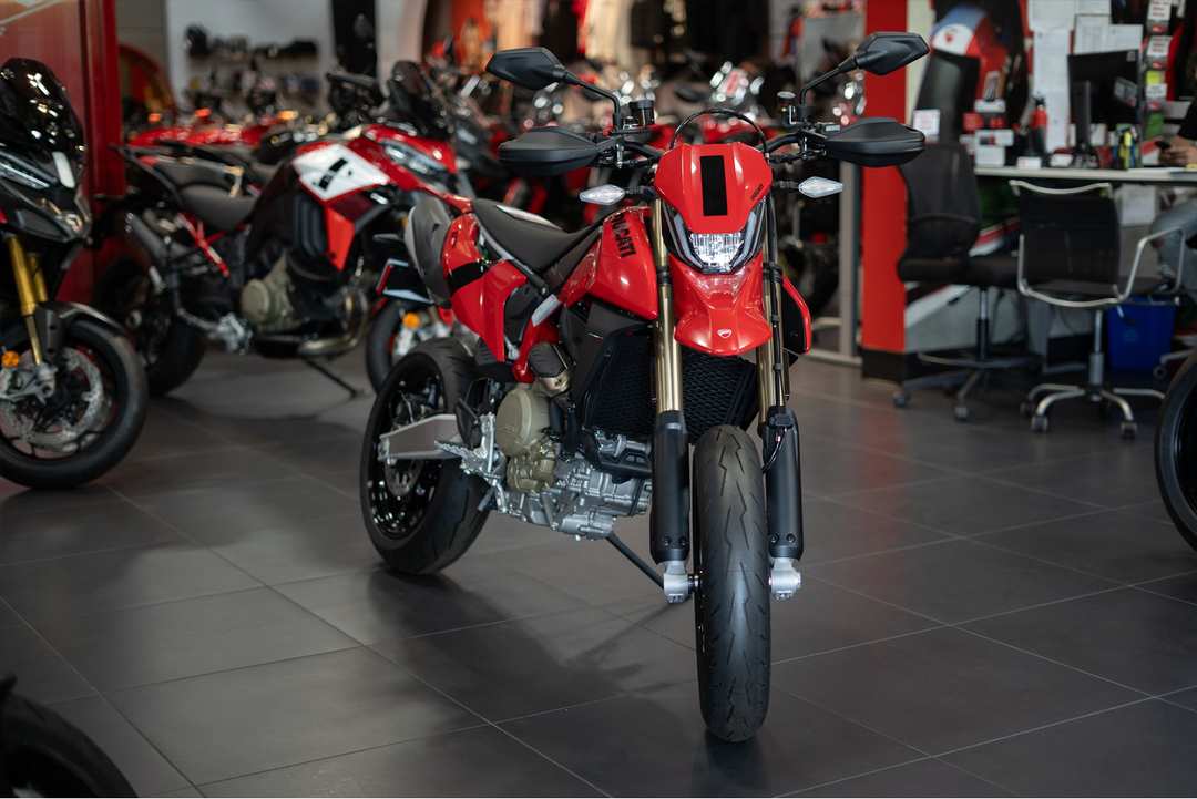 2025 Ducati Hypermotard 698 Mono - Image 10