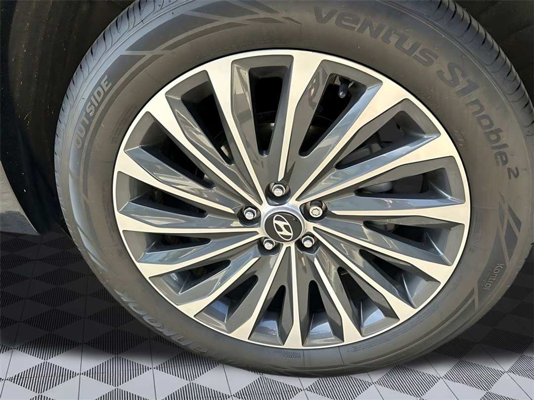 2025 Hyundai Palisade Calligraphy - Image 9