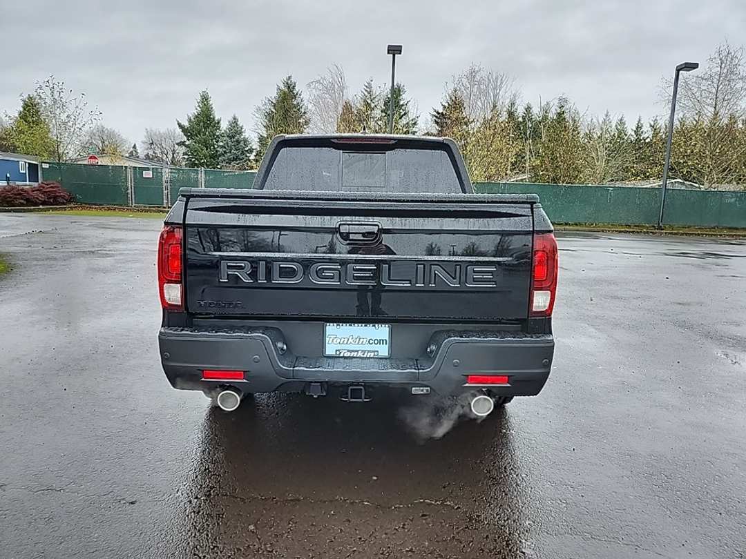 2026 Honda Ridgeline Black Edition - Image 6
