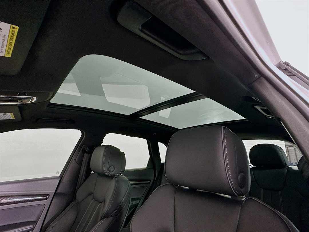 2023 Audi Sq5 Premium Plus - Image 22