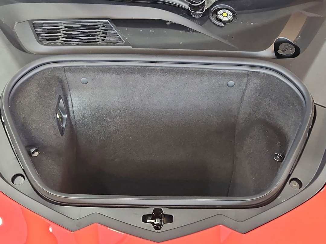 2026 Chevrolet Corvette Stingray - Image 30