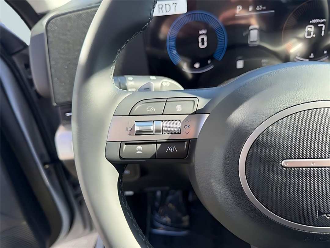 2026 Hyundai Kona SEL Premium - Image 16