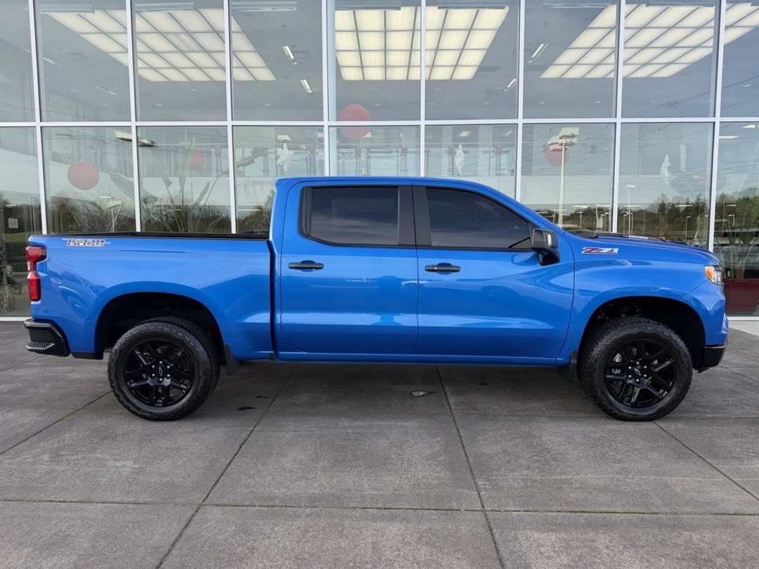 2025 Chevrolet Silverado 1500 LT Trail Boss - Image 8