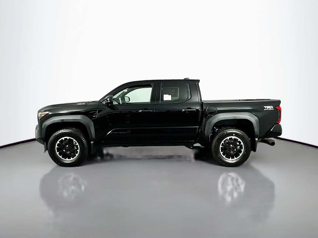 2026 Toyota Tacoma TRD Off Road - Image 4